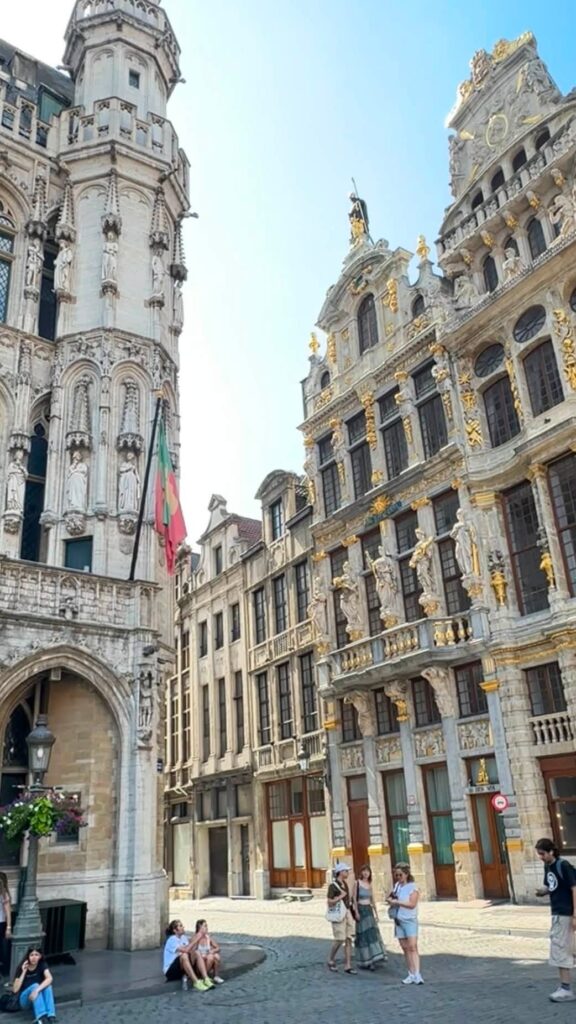 Por QUÉ la Grand Place de Bruselas ESTÁ considerada una de las plazas mas bellas del mundo. 748704898 10238253945960322 4188845822530840077 n