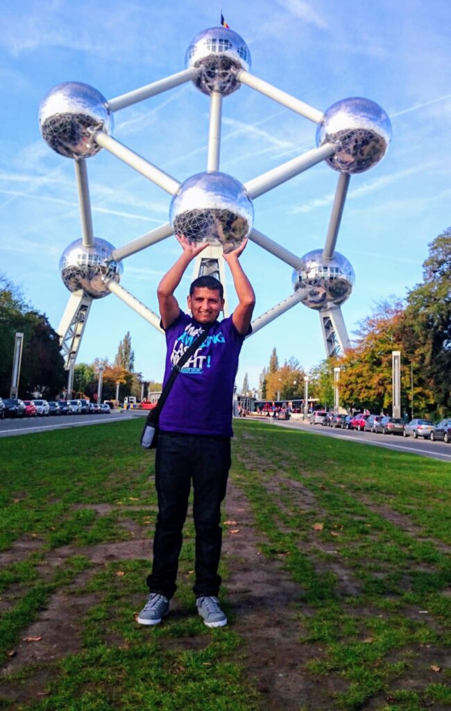 El Atomium de Bruselas: El monumento MÁS icónico de BÉLGICA. whatsapp image 2026 07 16 at 19.54.13