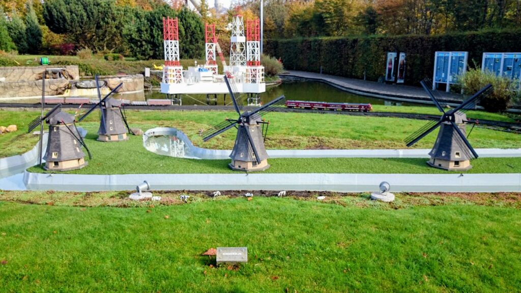 Merece la pena visitar Mini Europe? whatsapp image 2026 07 23 at 00.17.10