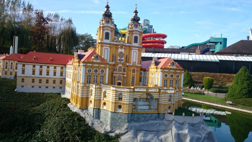 Merece la pena visitar Mini Europe? whatsapp image 2026 07 23 at 00.23.26