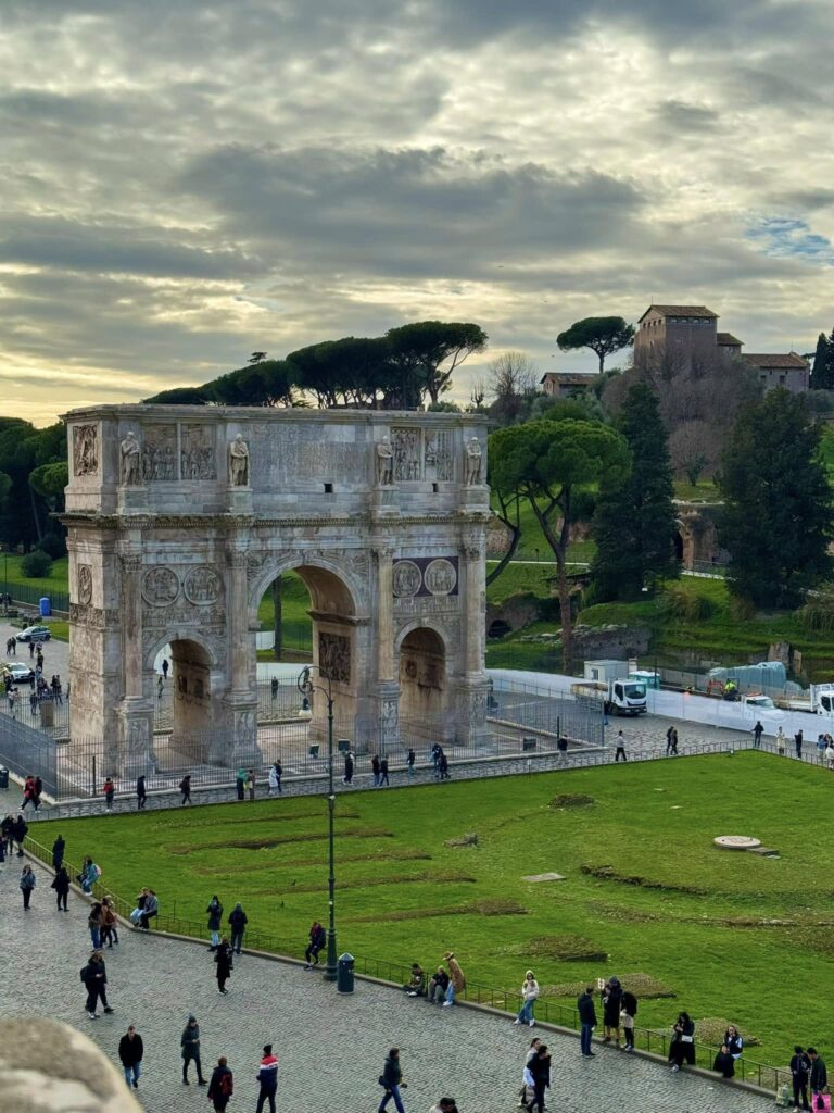 Visitar el Coliseo de Roma por dentro: 477031298 659483496604246 1786037572009129433 n