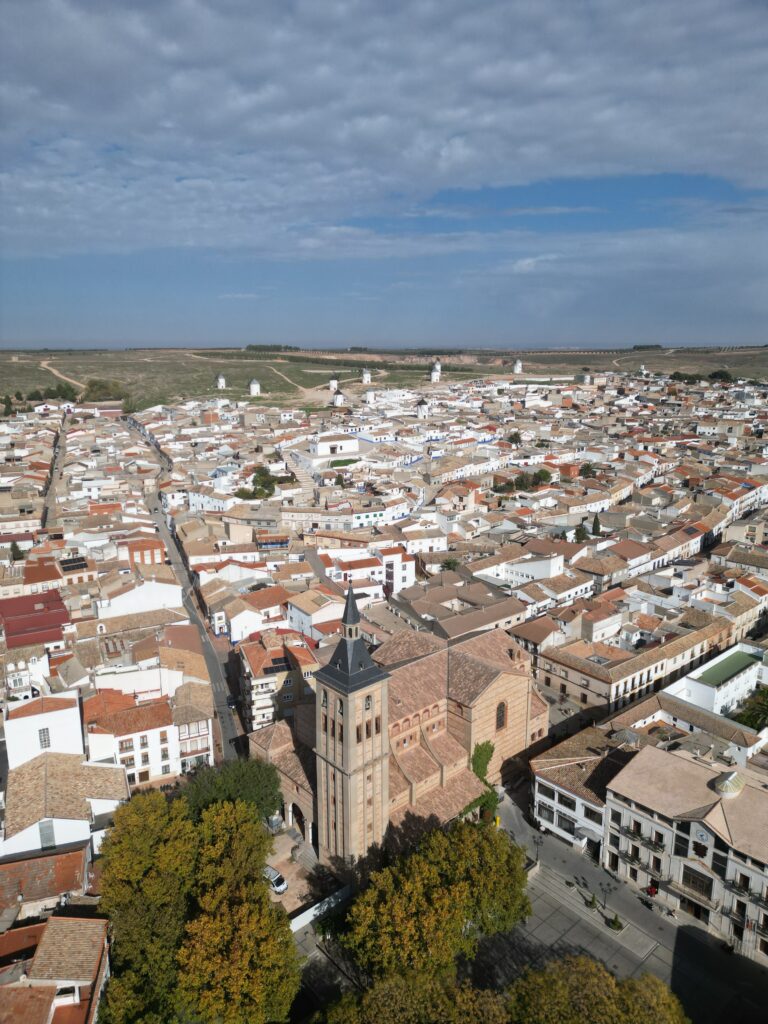 Los Molinos de Campo de Criptana: default