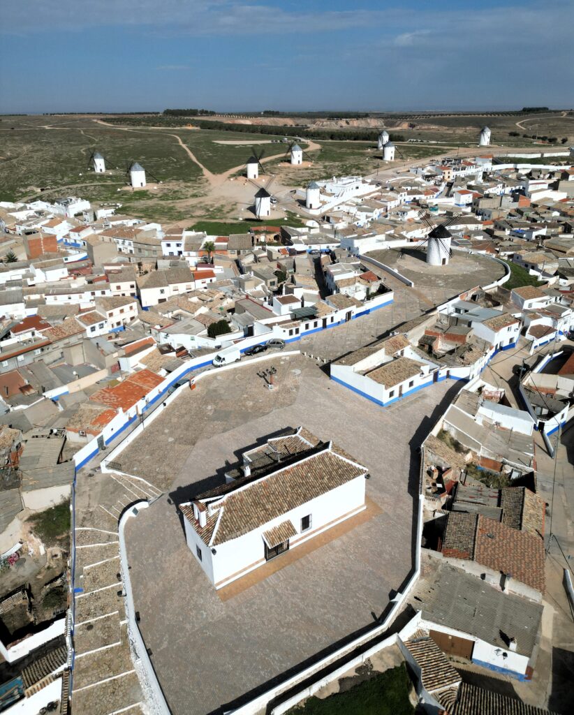 Los Molinos de Campo de Criptana: default