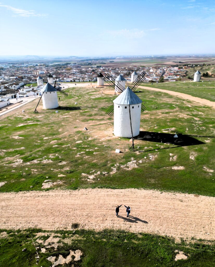 Los Molinos de Campo de Criptana: default